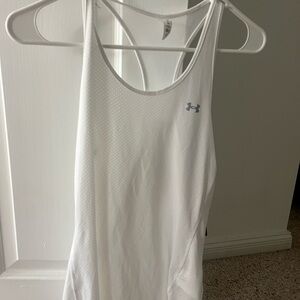 NWT Under Armour tank Small